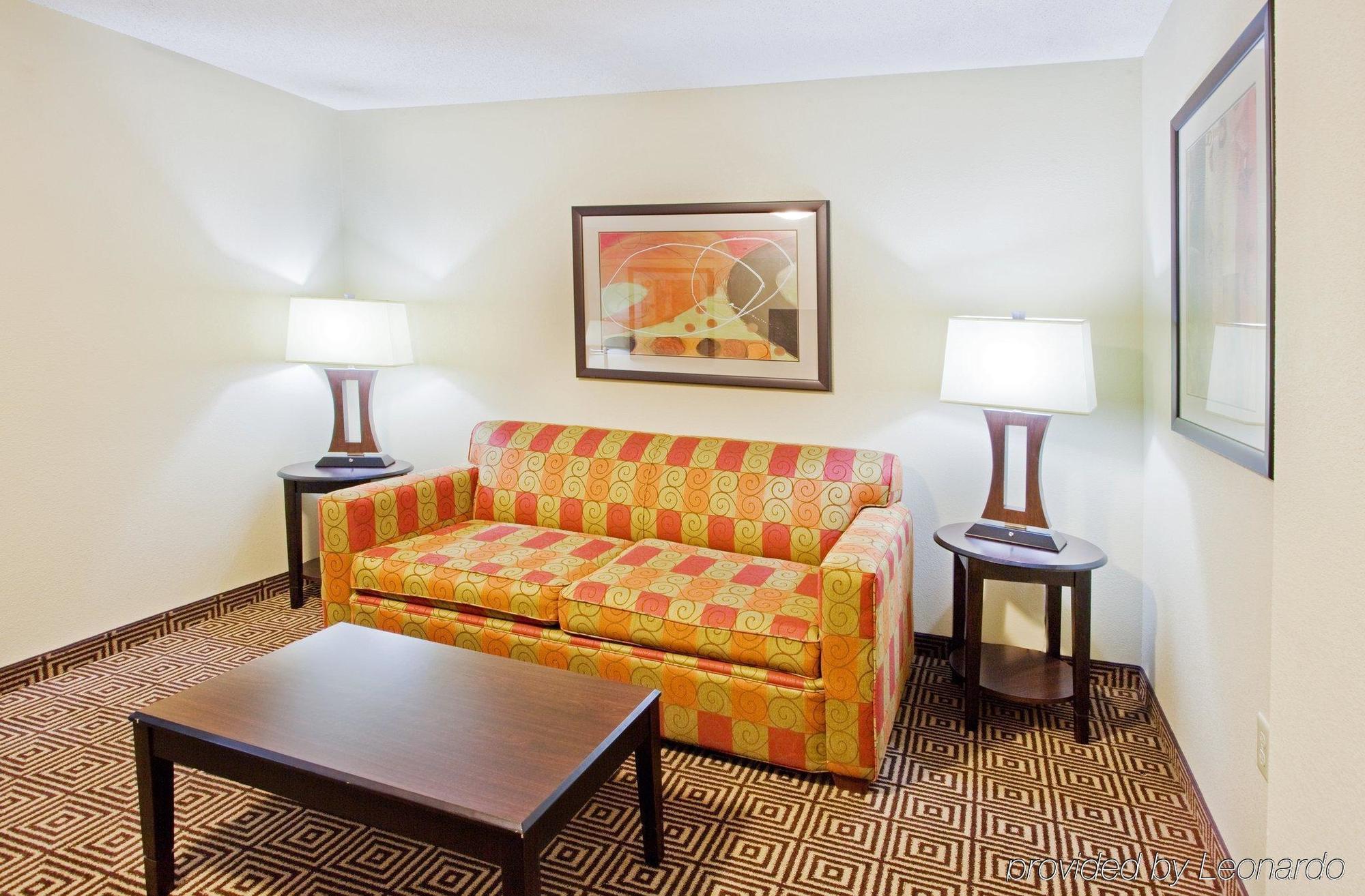 Holiday Inn Express Rome-East By Ihg Pokoj fotografie