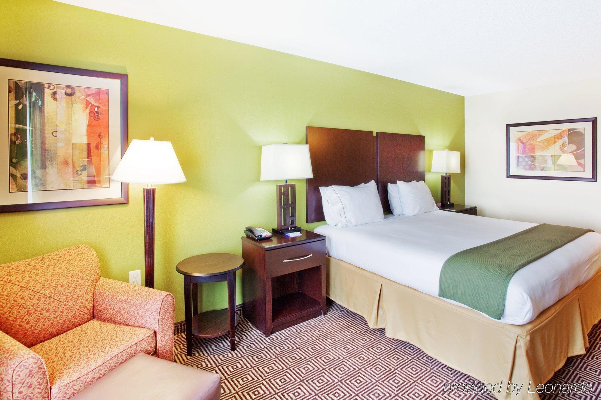 Holiday Inn Express Rome-East By Ihg Pokoj fotografie